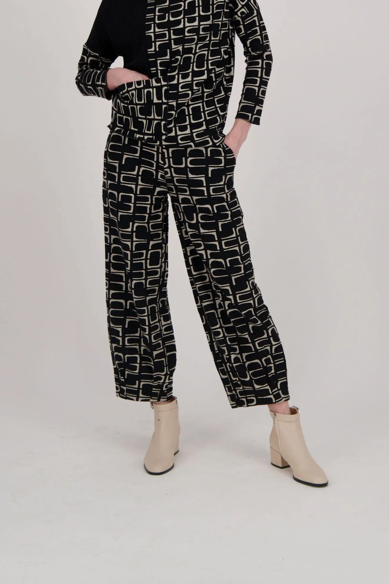 Abstract Jacquard Pant