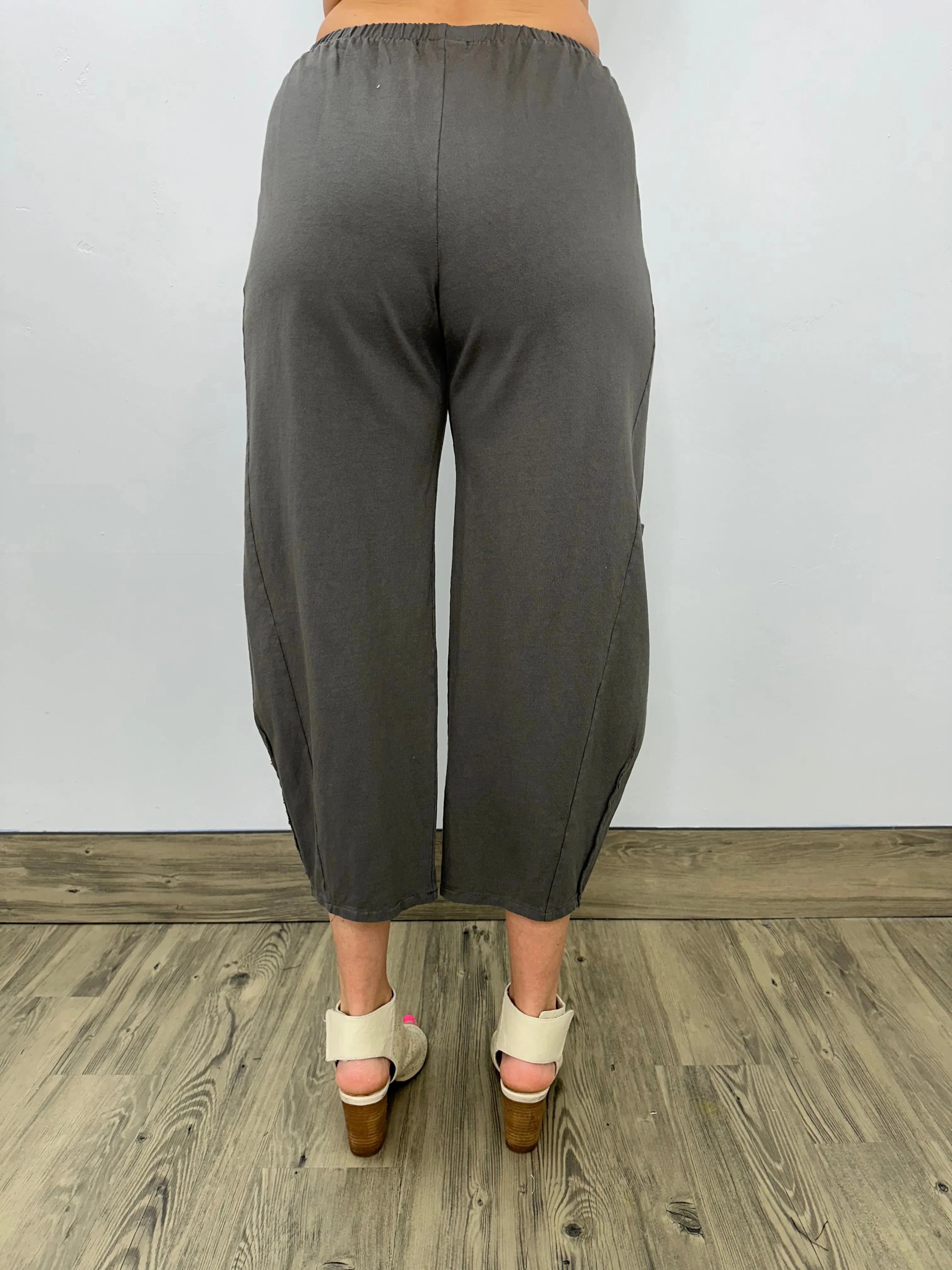 Dusk Cotton Pleat Crop Pant with Pockets