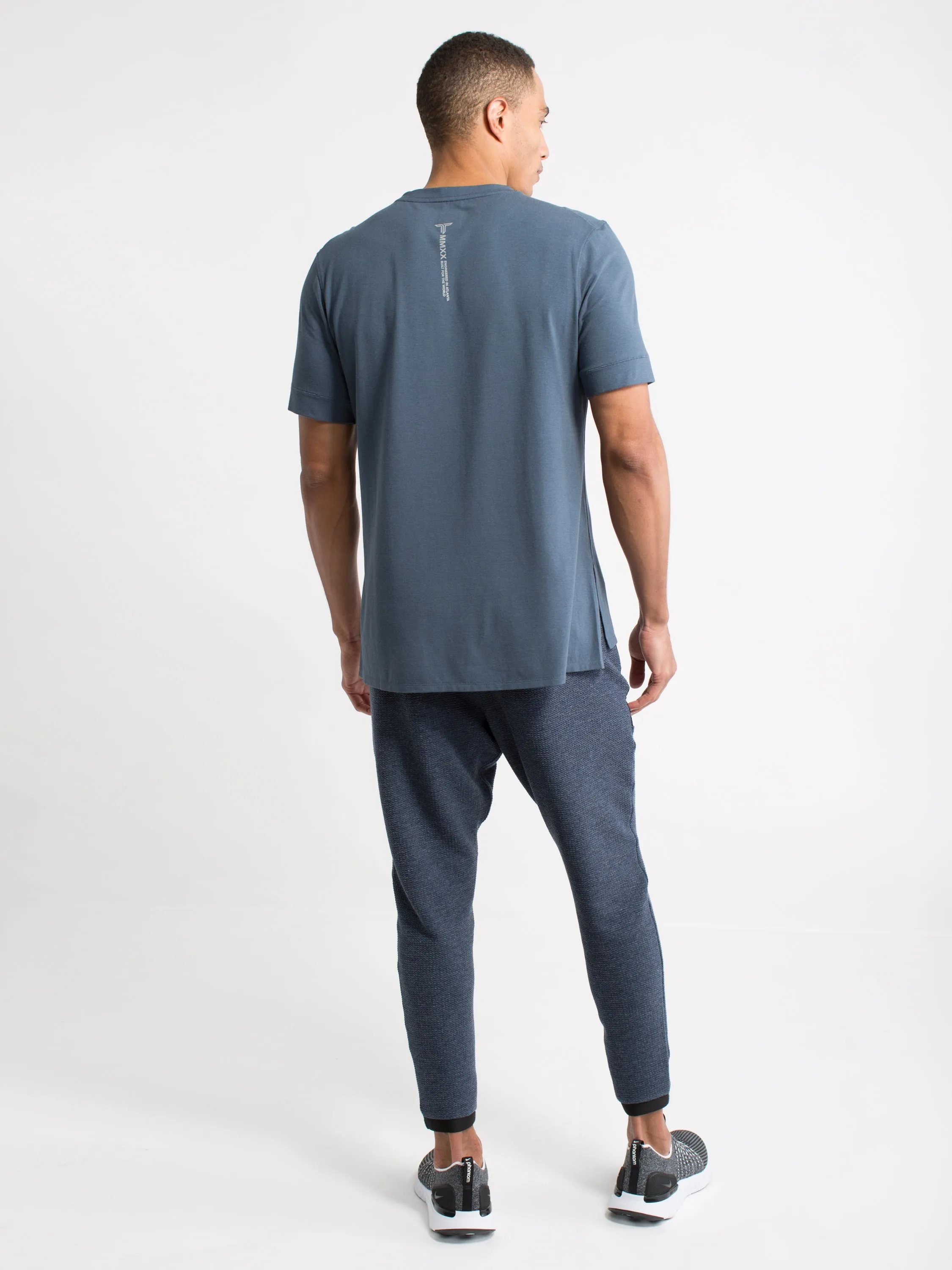 Stealth S/S Curved Shoulder Tee