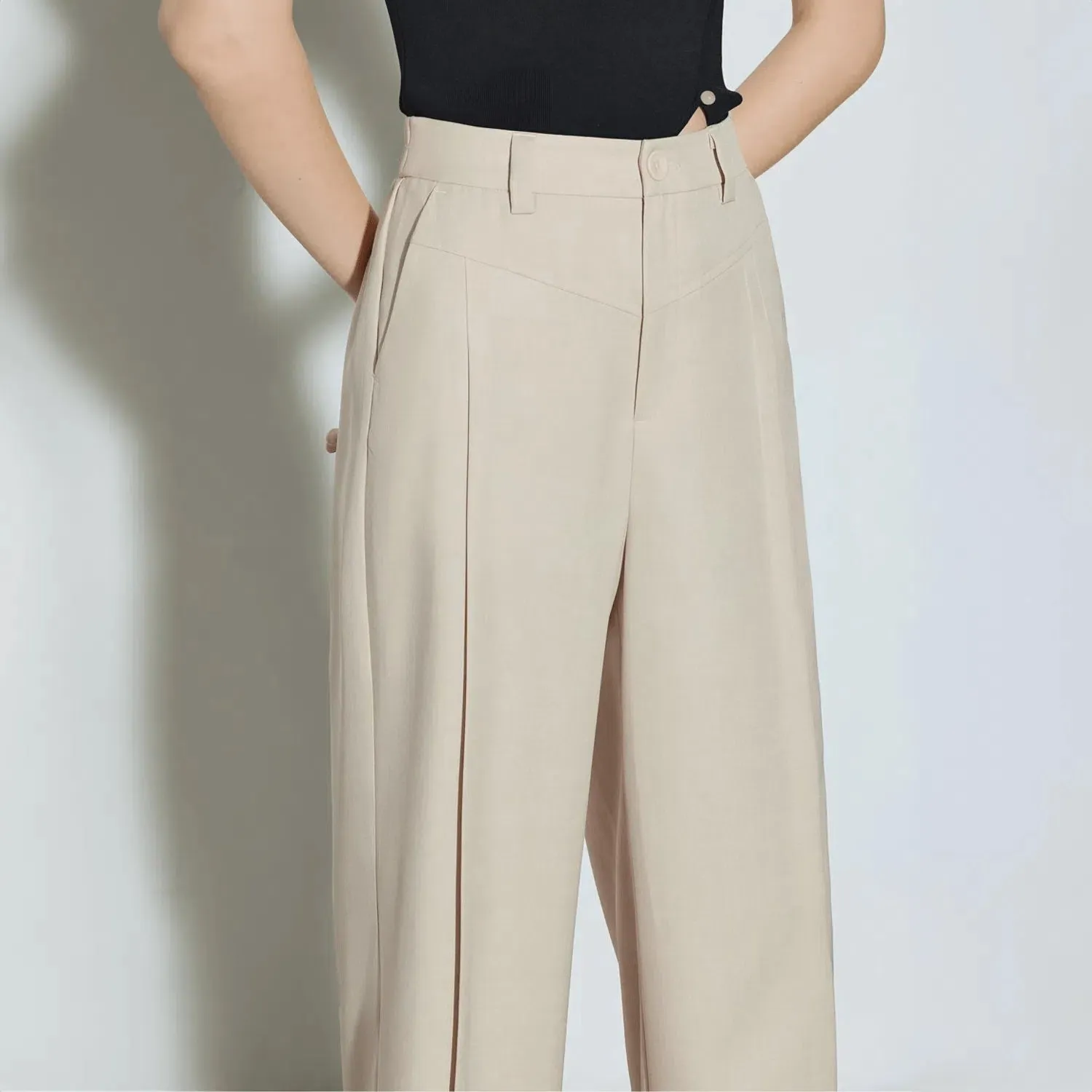 Vellure – Pleated front – Wide-leg pants