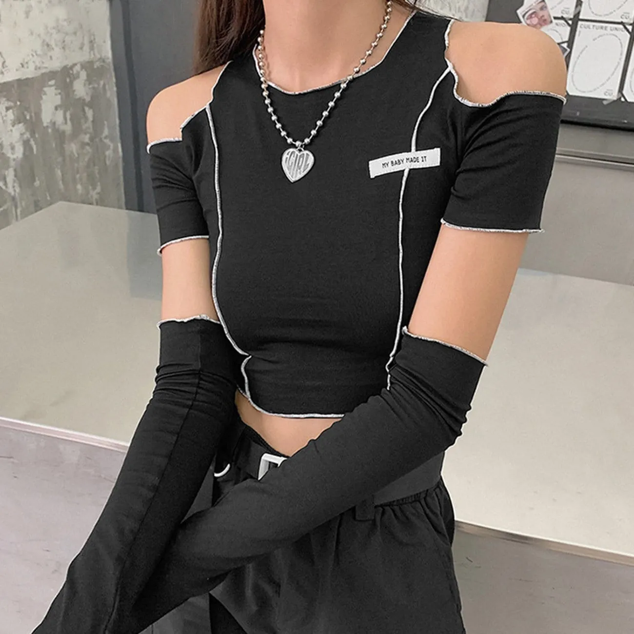 WLS Dark Functional Wind-Cut Shoulder Sleeve Tee