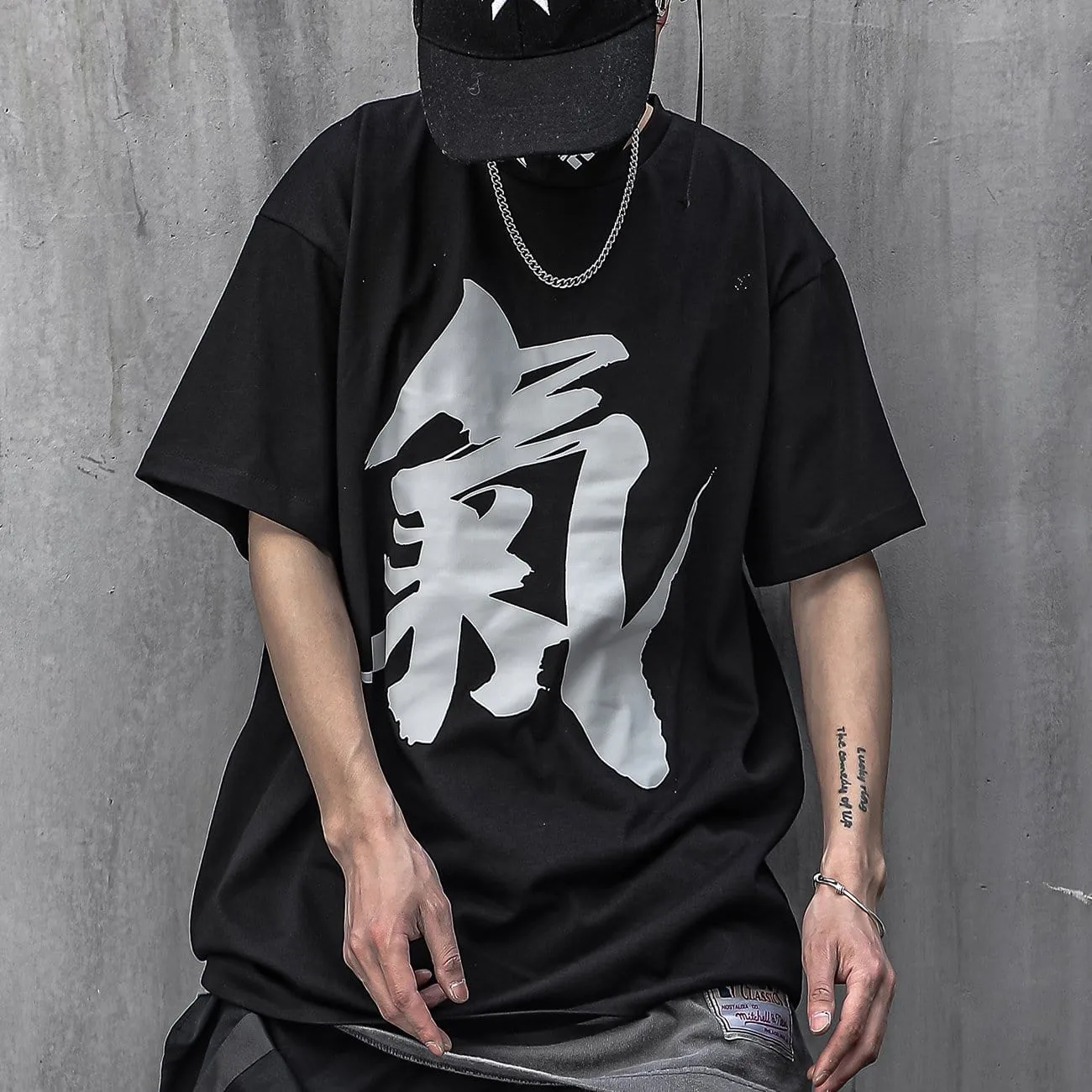 WLS Functional Chinese Printed Tee